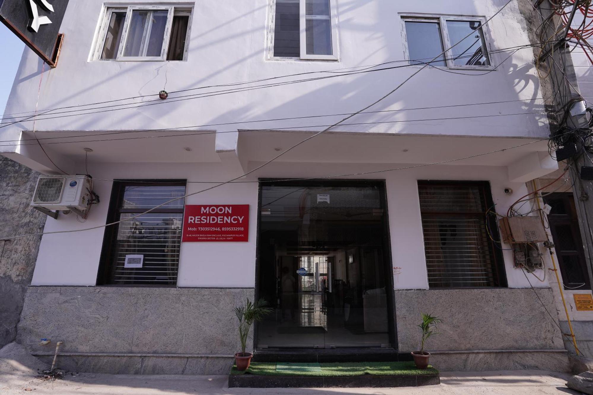 Hotel Moon Taj Near Yashobhoomi Convention Centre Delhi  Exteriör bild